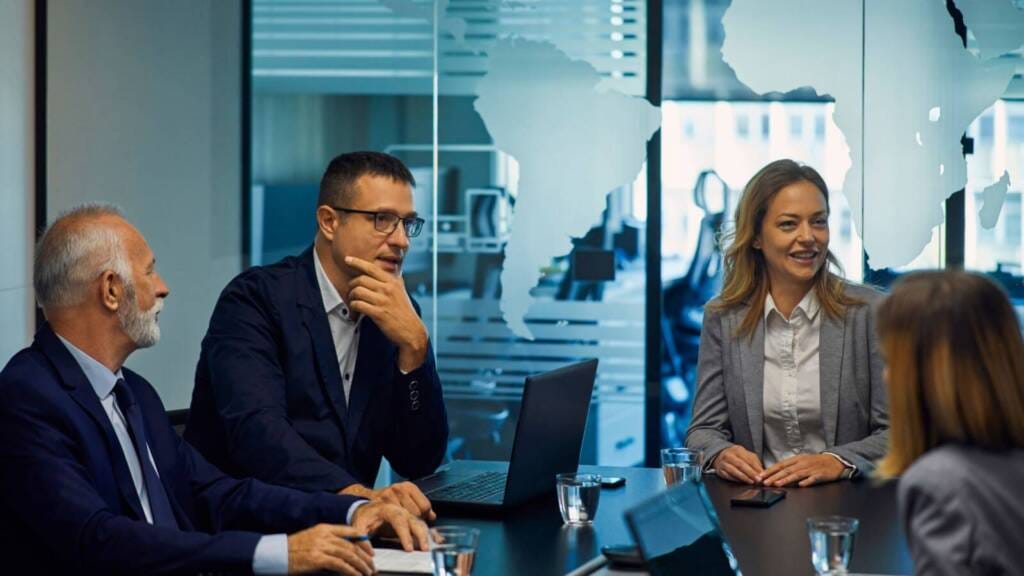 Oxford helped a global beverage company improve business readiness and adoption for an o9 planning transformation by clarifying roles, workflows, and daily decision-making.